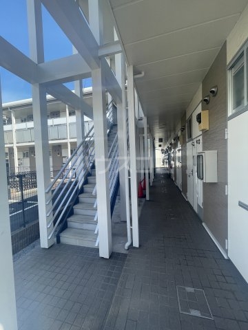 2/5 エントランス