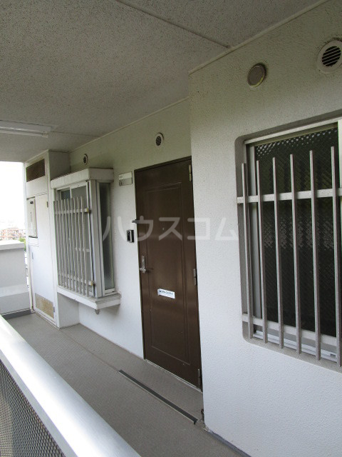 17/22 エントランス