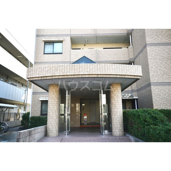 2/11 エントランス