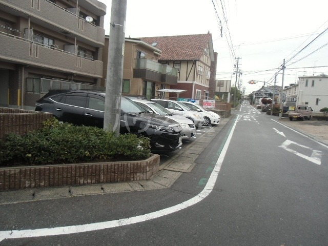 22/30 駐車場