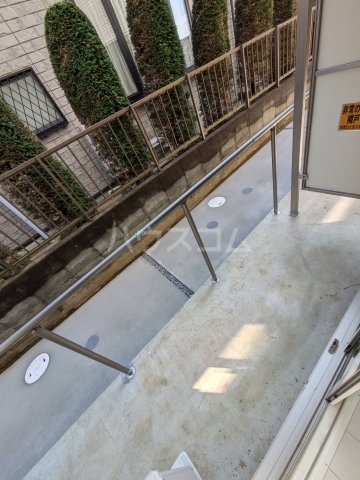 17/30 バルコニー