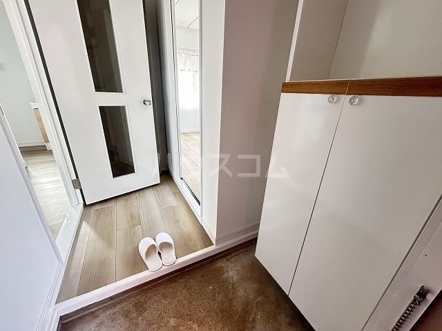 17/30 玄関