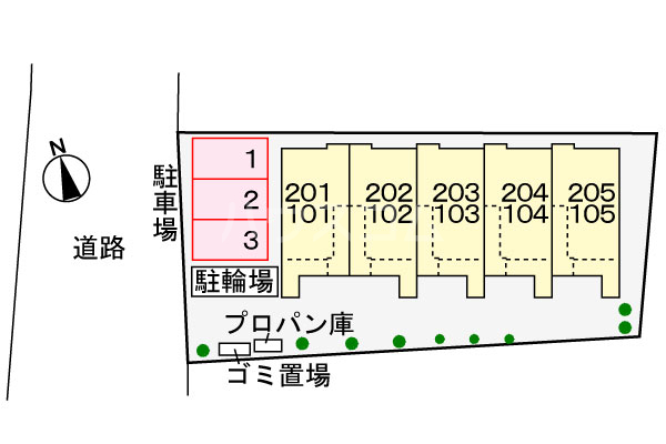 15/28 駐車場