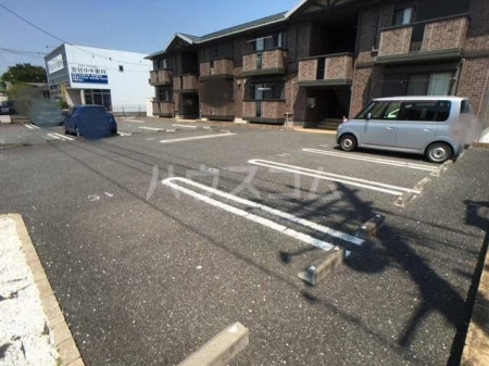 15/25 駐車場