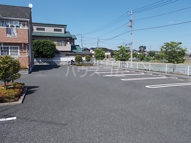 16/28 駐車場