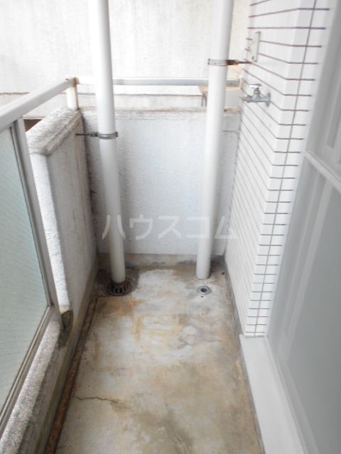 13/30 バルコニー