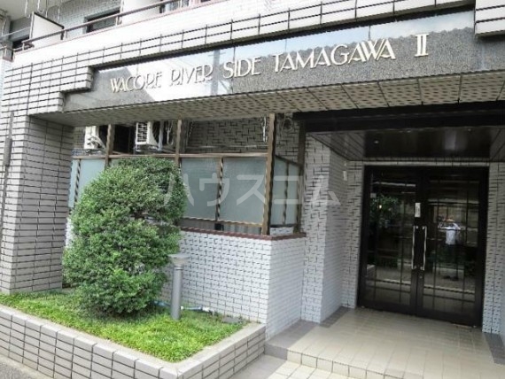 18/18 エントランス