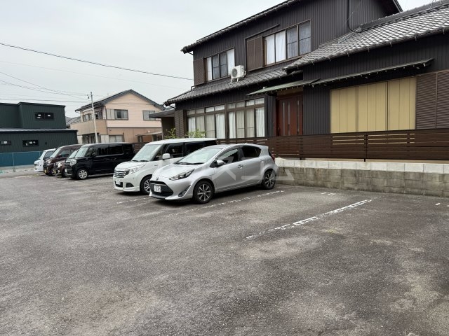 2/10 駐車場