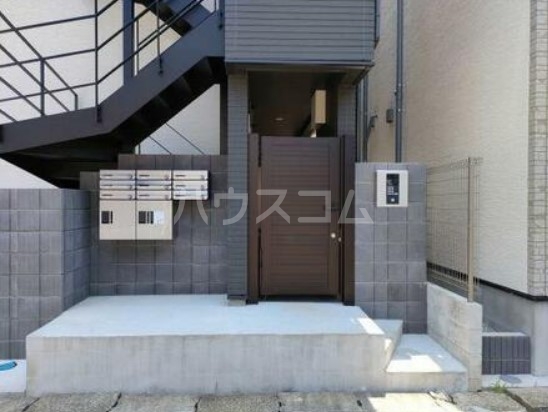 29/30 エントランス