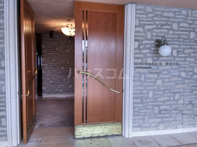 22/24 エントランス