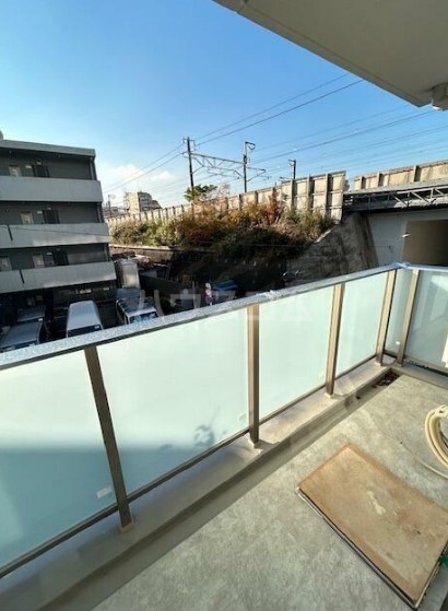 18/27 バルコニー