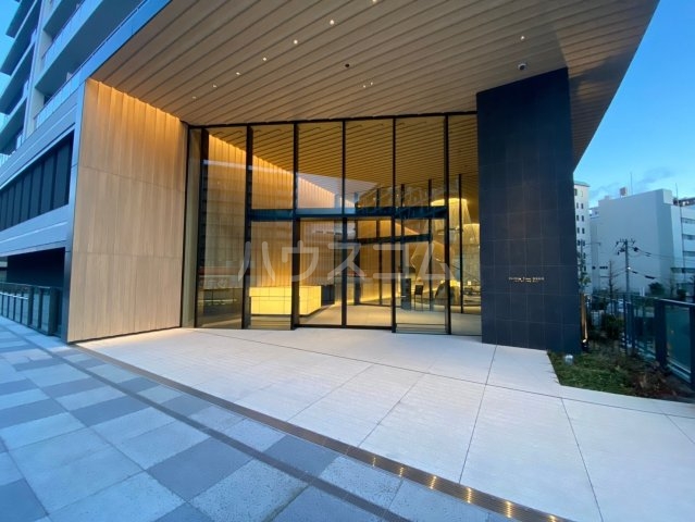 29/30 エントランス