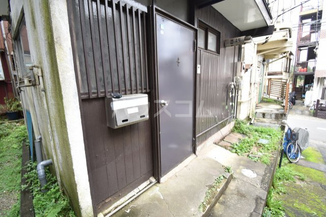 4/10 エントランス