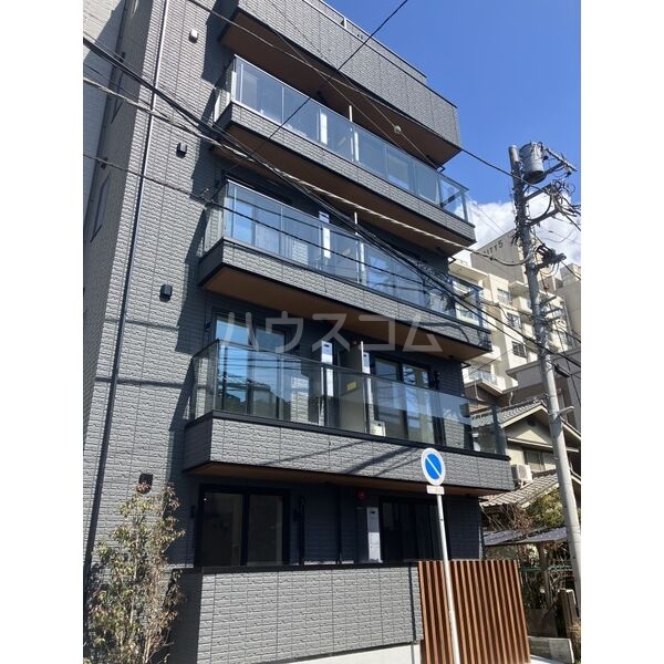 20/24 エントランス