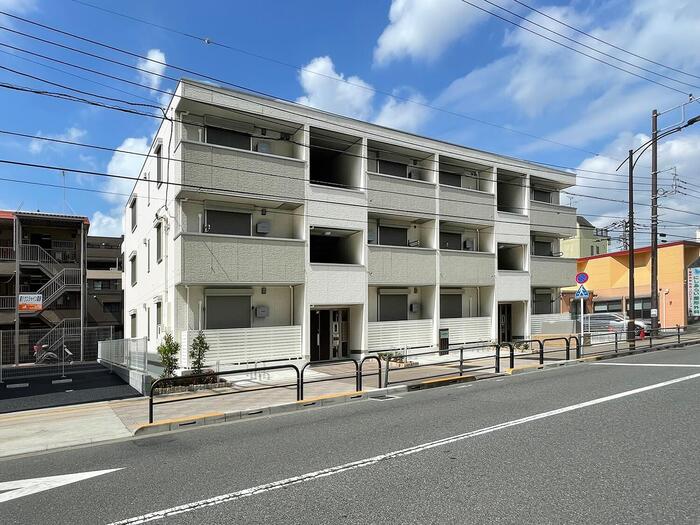 トレフル西新井の外観