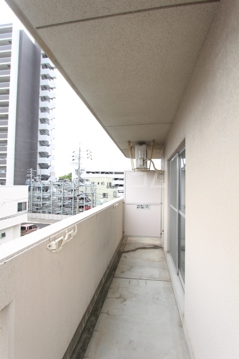 21/30 バルコニー