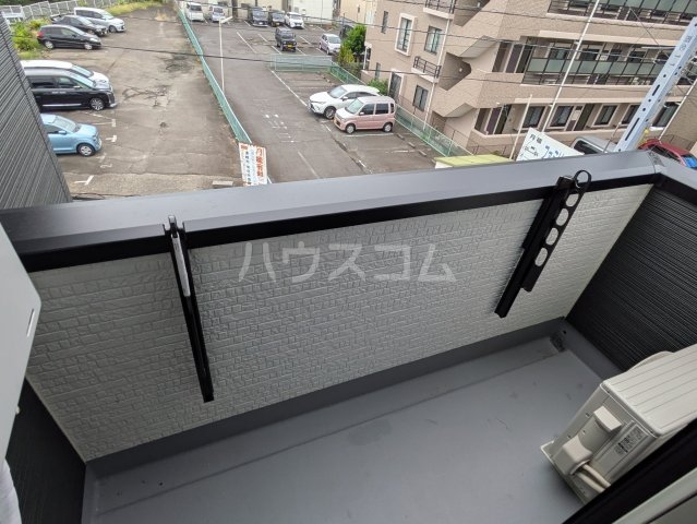 18/28 バルコニー