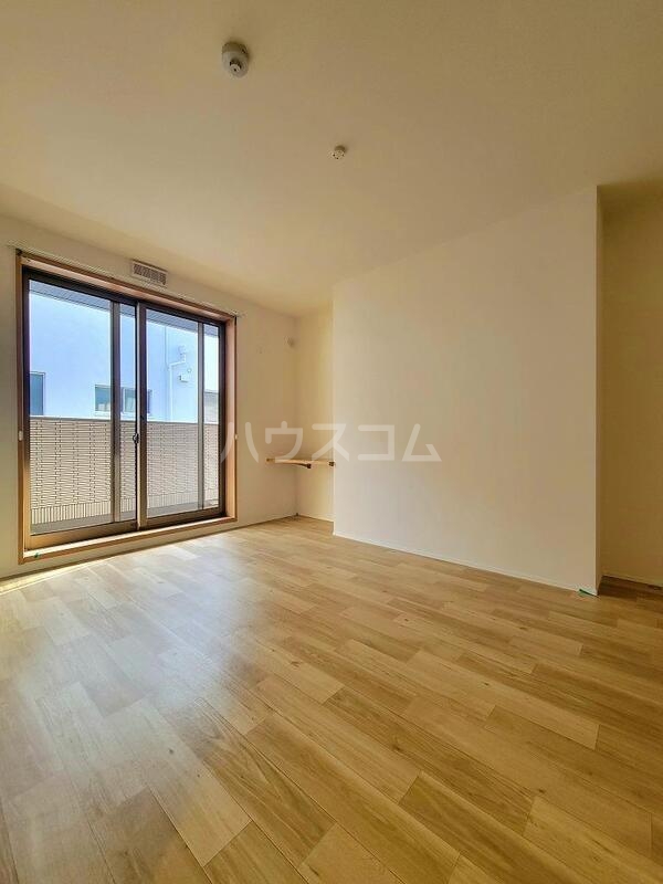 18/25 バルコニー