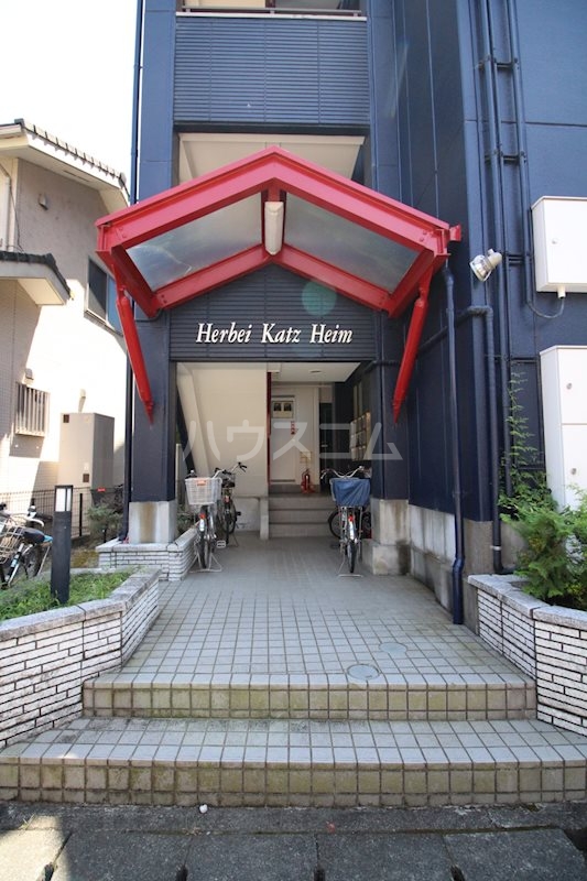 19/21 エントランス