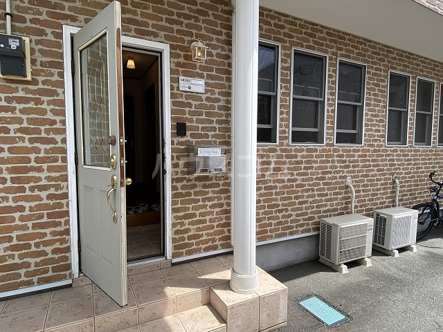 3/8 エントランス