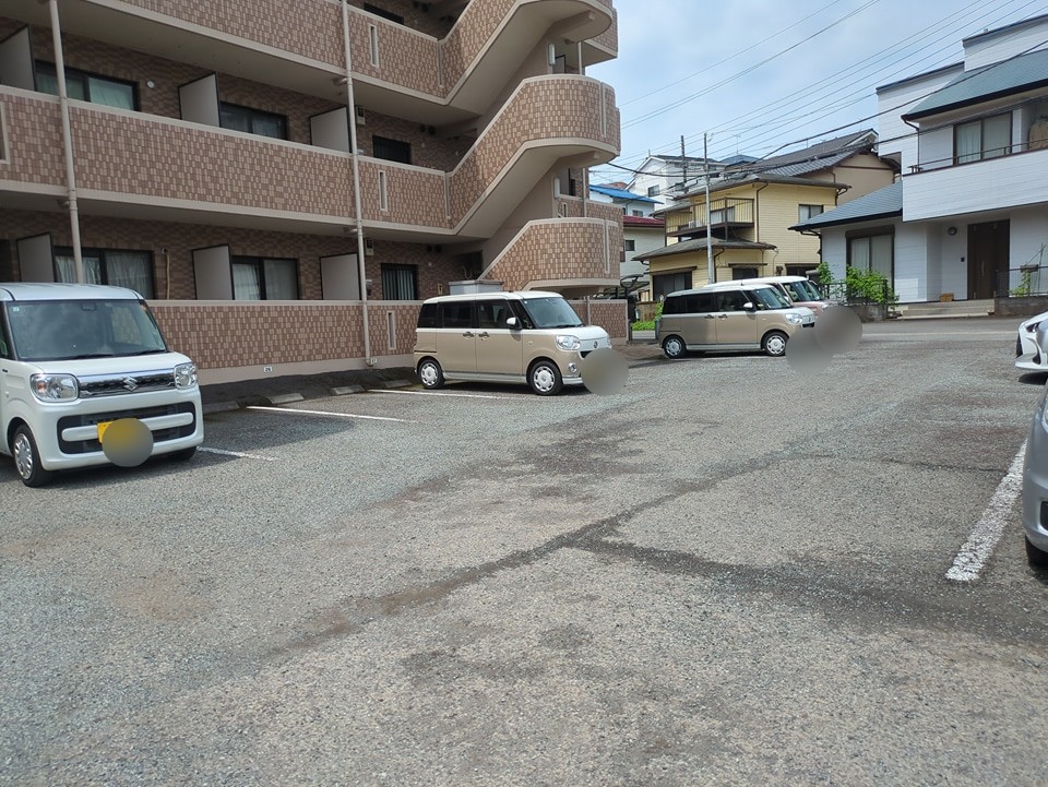 22/25 駐車場