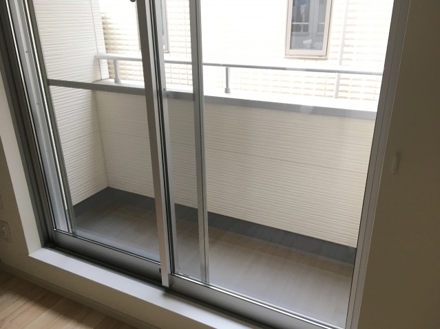 13/22 バルコニー