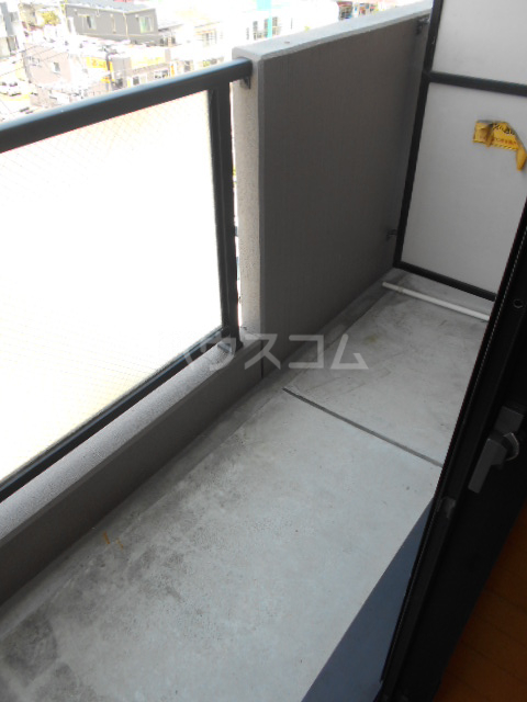 13/19 バルコニー