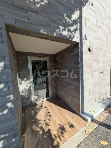 19/21 エントランス