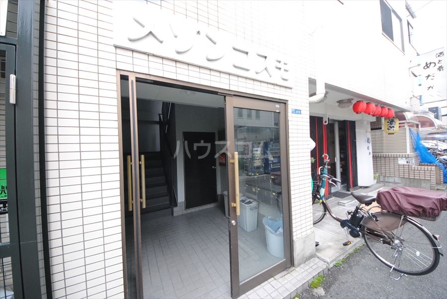 3/8 エントランス