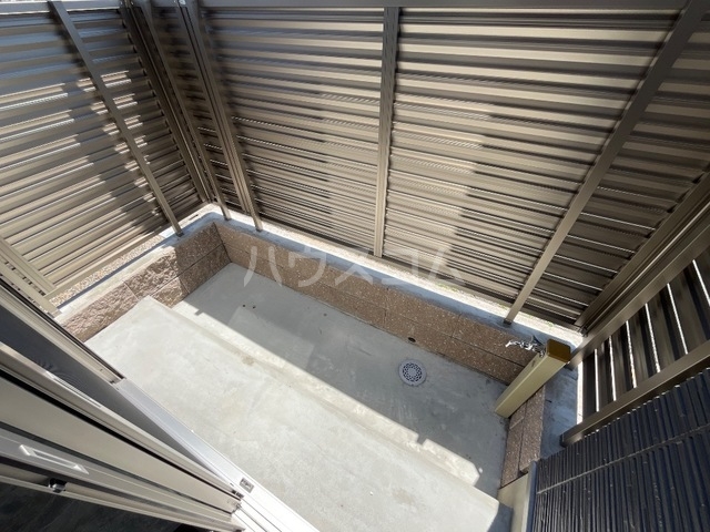 13/20 バルコニー