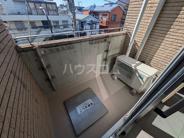 19/30 バルコニー