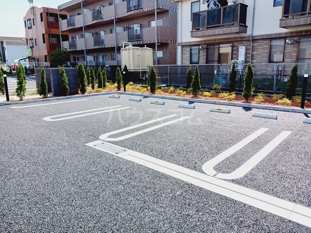 16/22 駐車場