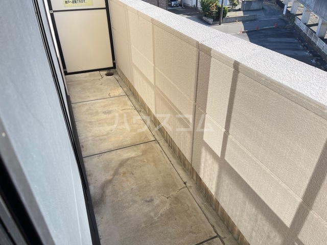 19/30 バルコニー