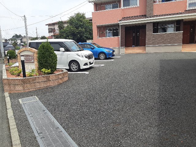20/26 駐車場