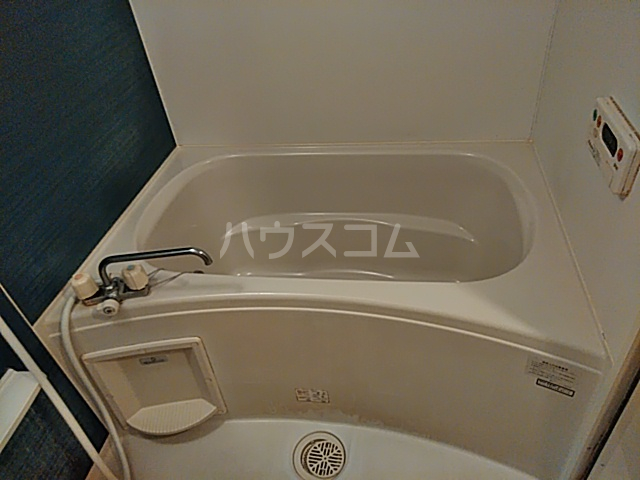 16/30 浴室