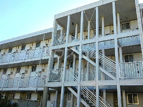 16/25 エントランス