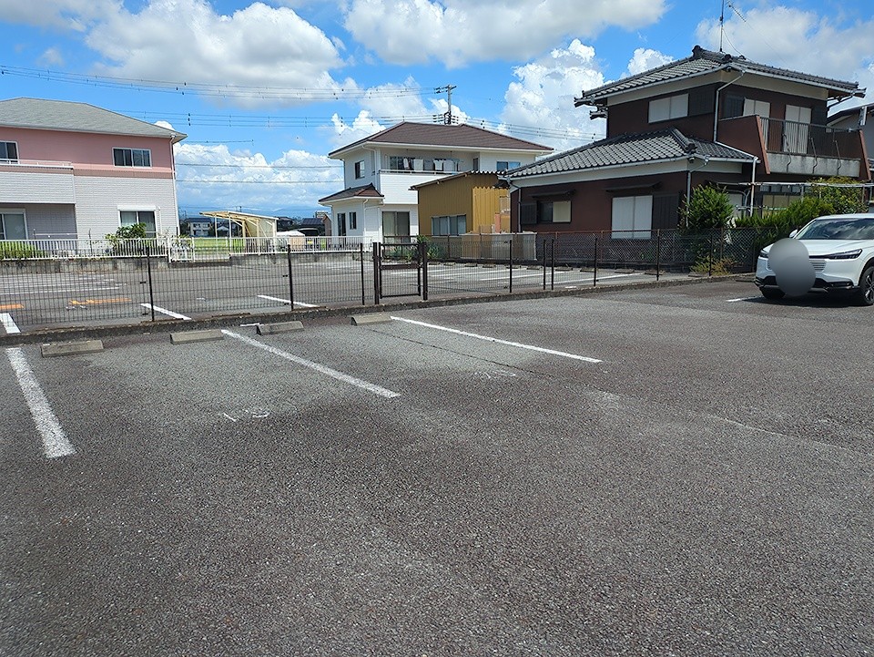 19/22 駐車場