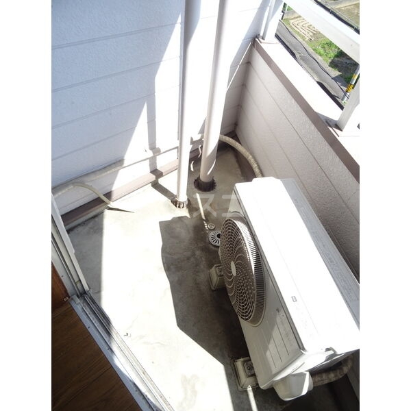 13/16 バルコニー