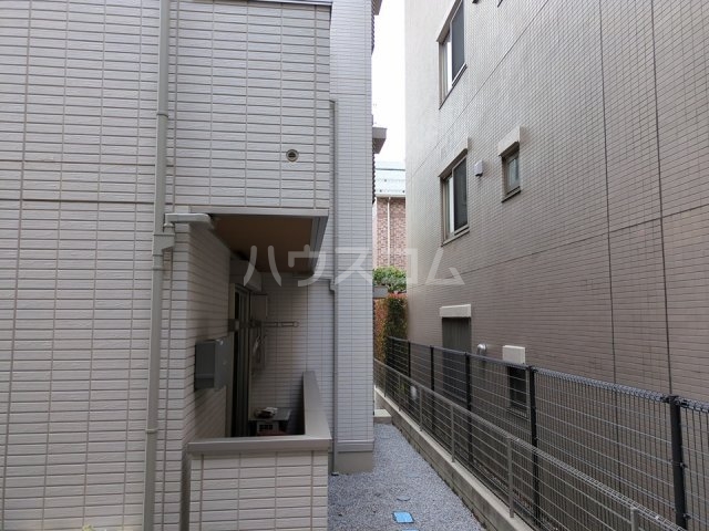 29/30 エントランス