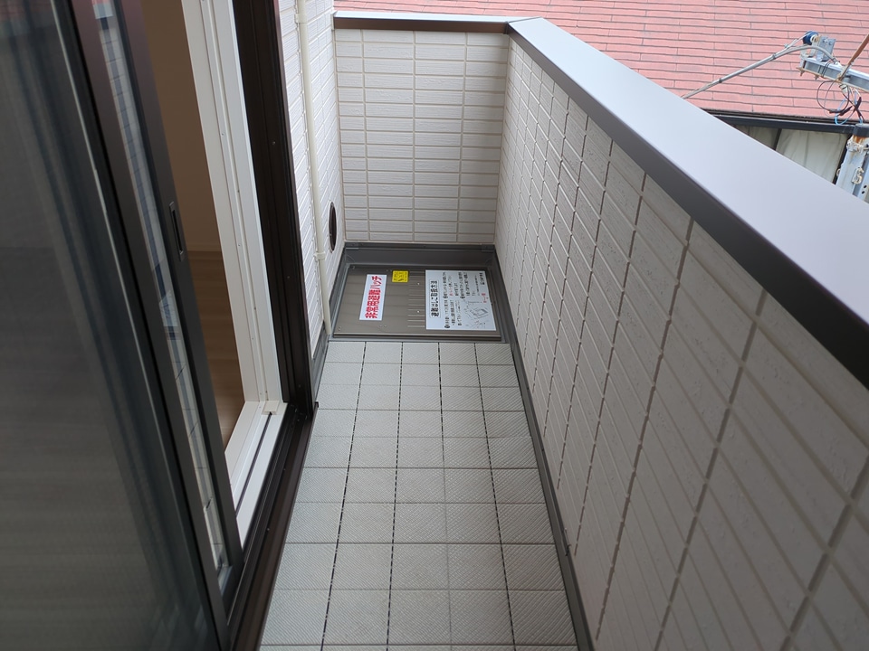 14/27 バルコニー