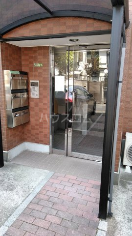 3/6 エントランス