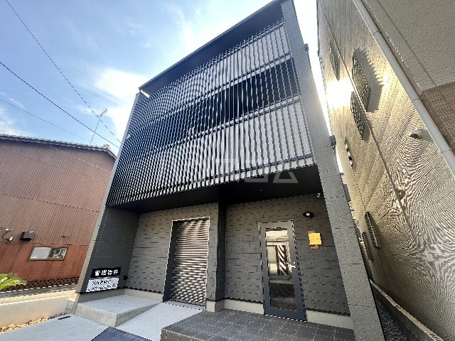 2/30 外観