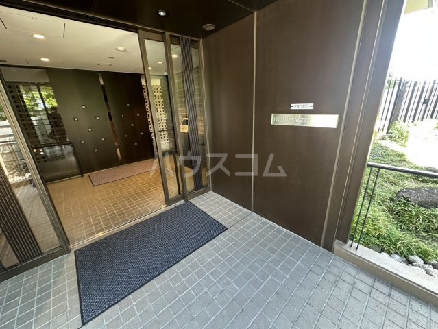 29/30 エントランス