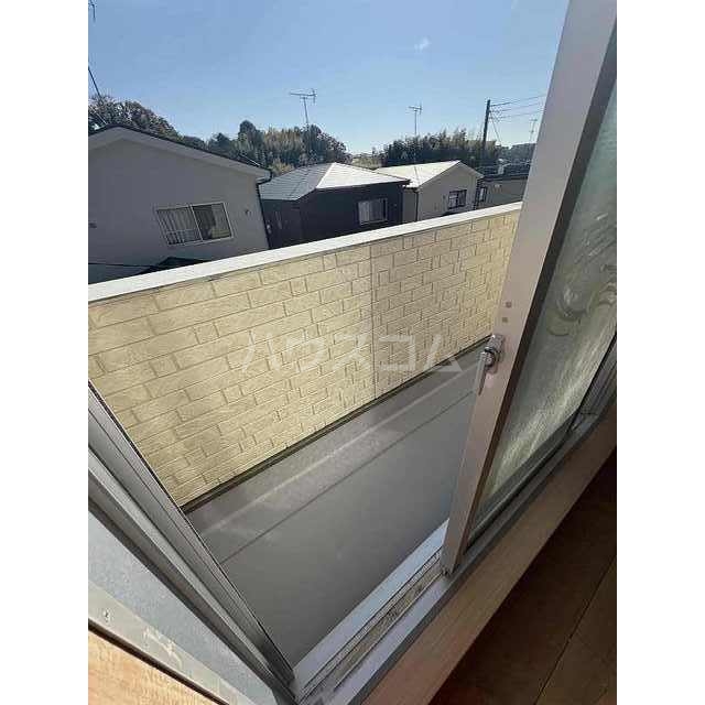 20/25 バルコニー