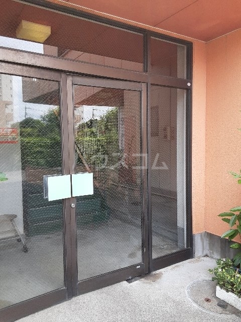 2/6 エントランス