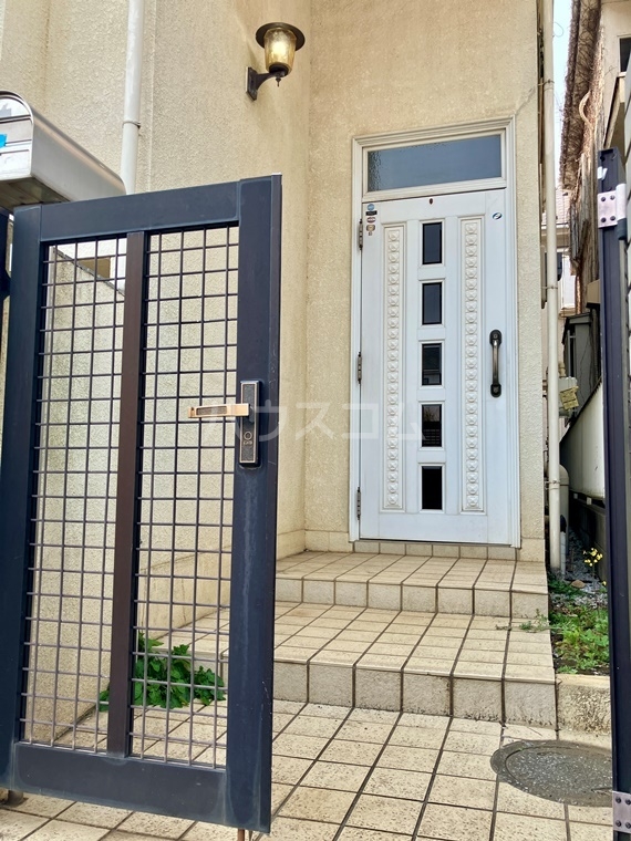 16/24 エントランス