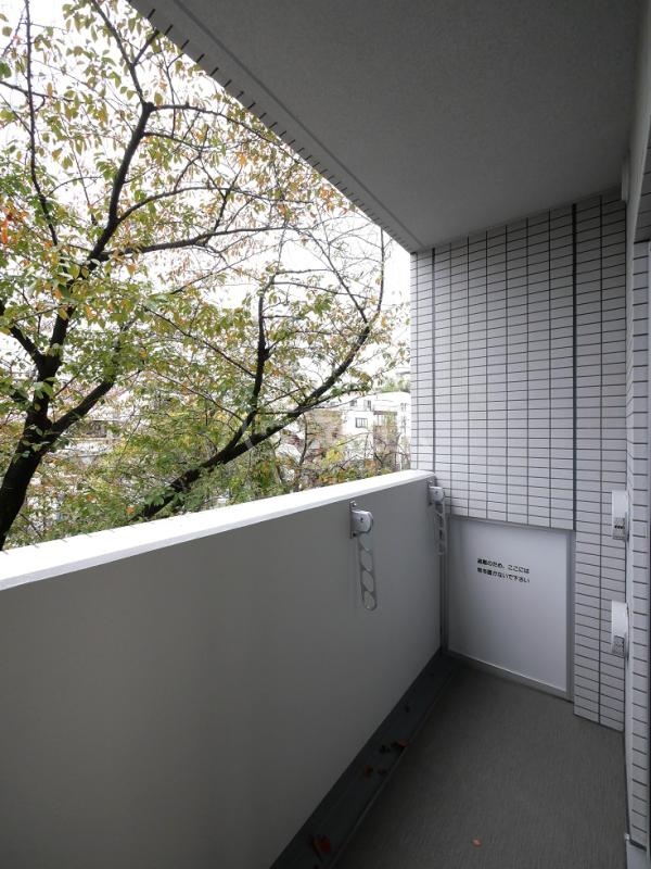 14/27 バルコニー