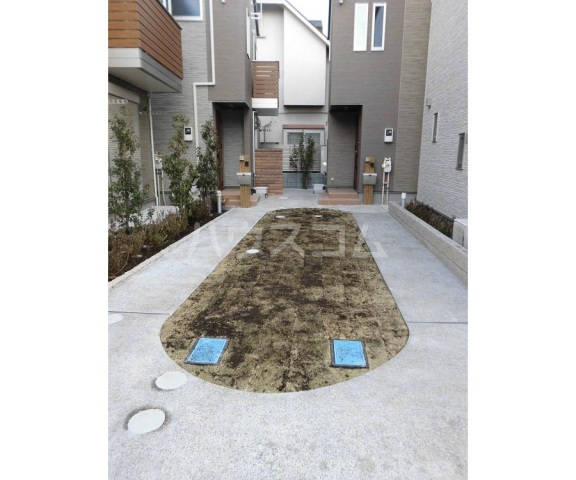 21/27 駐車場