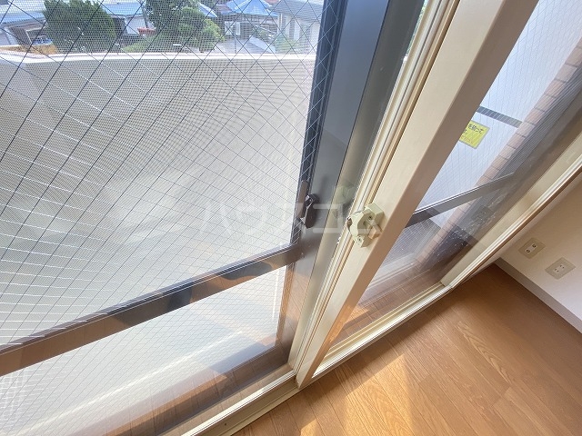 24/30 エントランス