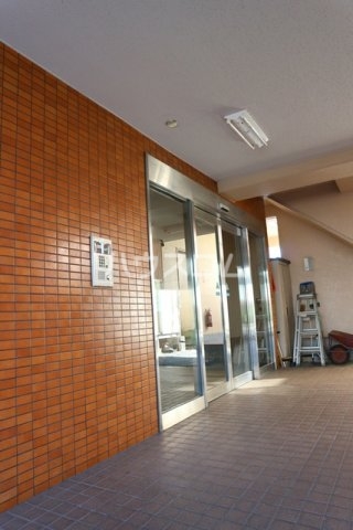 15/24 エントランス